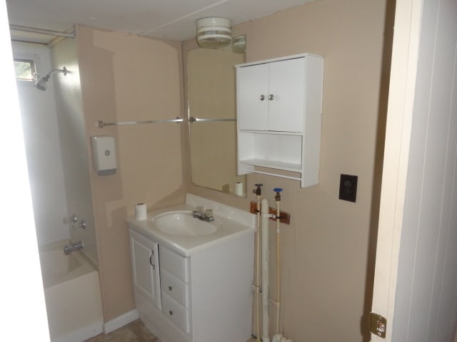 Building Photo - Coming Soon! 2 BR 1 BA!