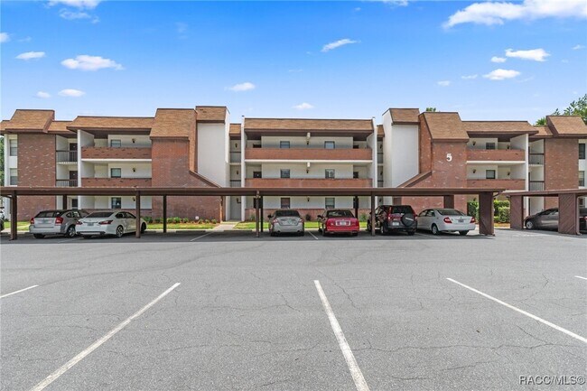 Foto del edificio - 5 Cypress Run