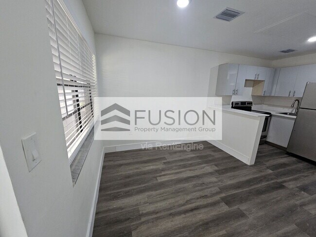 Foto del edificio - 1730 Acapulco Dr