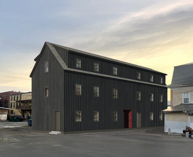 Building Photo - 79 N Main St