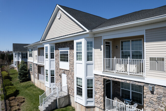 Building Photo - Four Seasons/Greatch Notch Condos