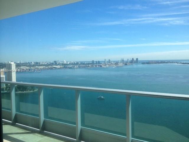 Foto del edificio - 1331 Brickell Bay Dr