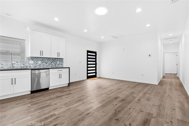 Foto del edificio - 10863 Nettleton St