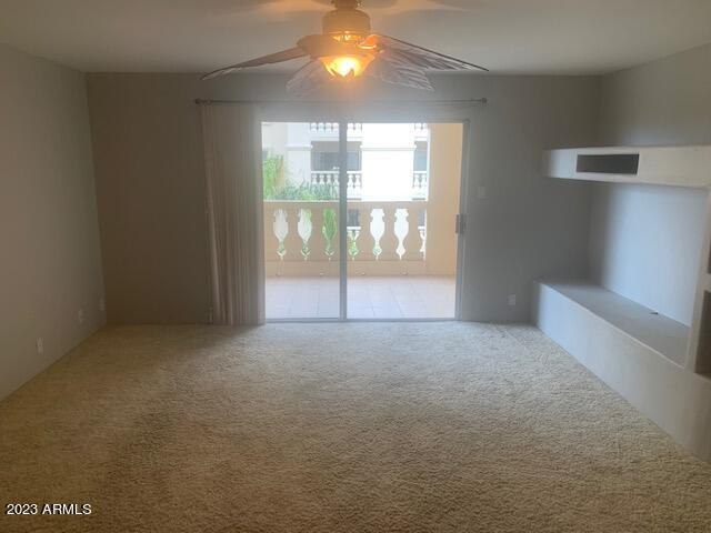 Foto del edificio - 7930 E Camelback Rd