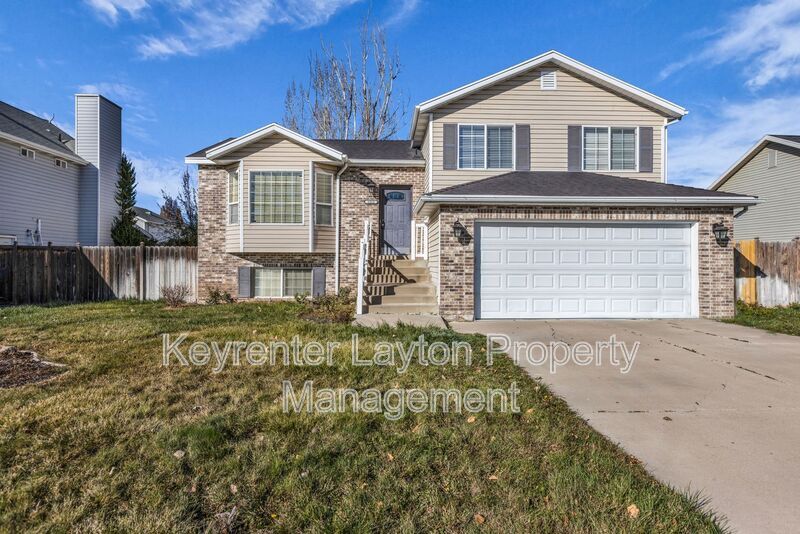 Primary Photo - 1215 Sandi Dr