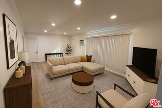 Building Photo - 926 S Bedford St Building Photo - 926 S Bedford St