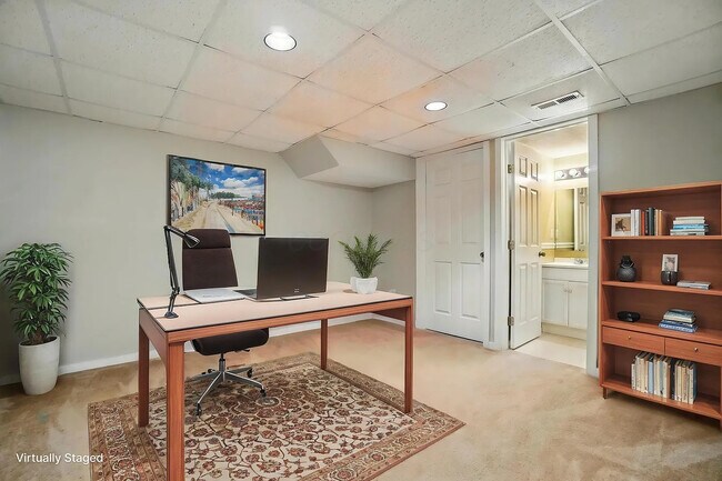Foto del edificio - 1630 Holland Dr