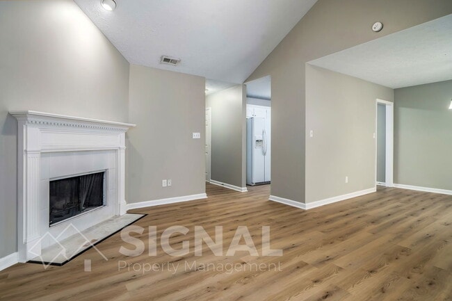 Building Photo - 140 Bonnieville Dr