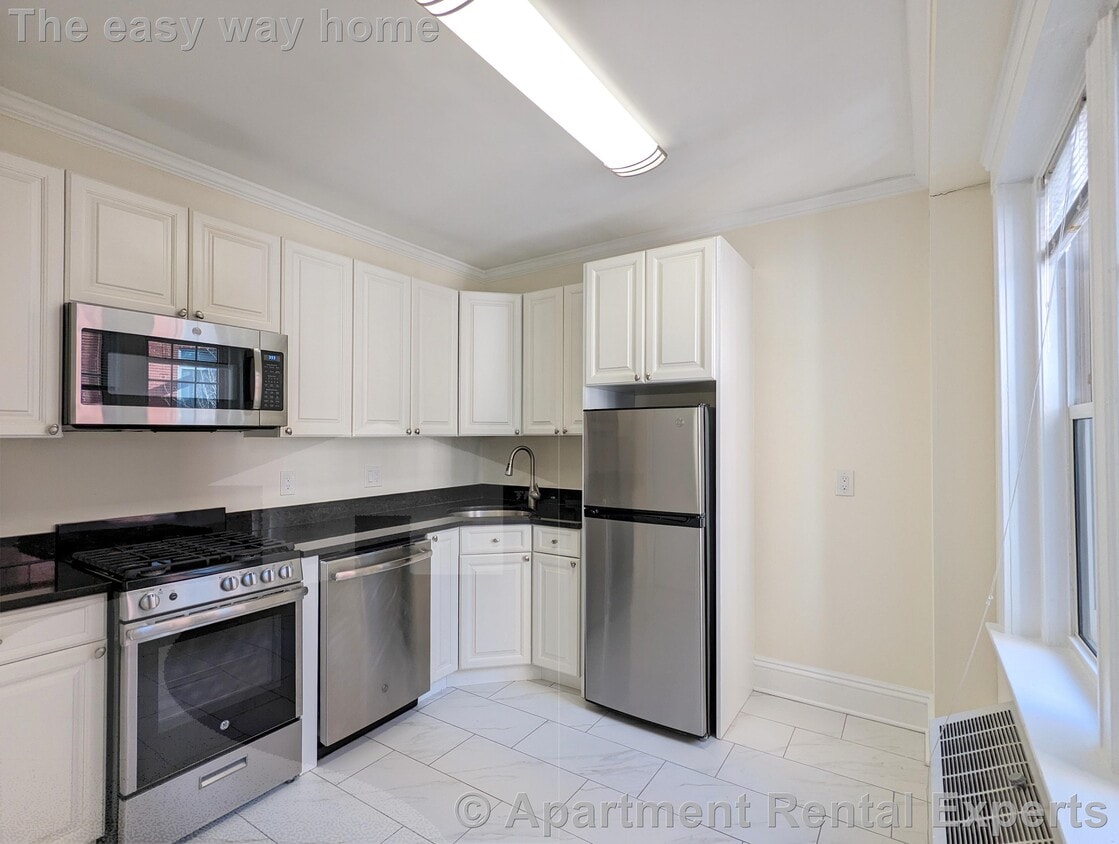 Photo - 24 Chauncy St