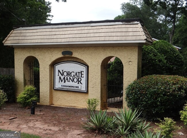 Foto del edificio - 2390 Lawrenceville Hwy