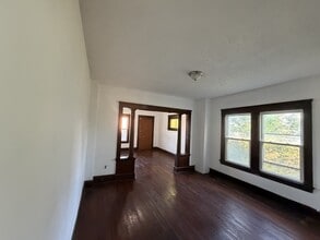 Building Photo - 2958 E 71st St