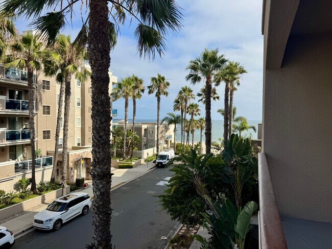 Foto del edificio - Gorgeous 3 Bed, 2 Bath Unit with Ocean Views