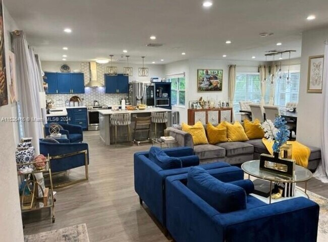 Foto del edificio - 496 W Melrose Cir