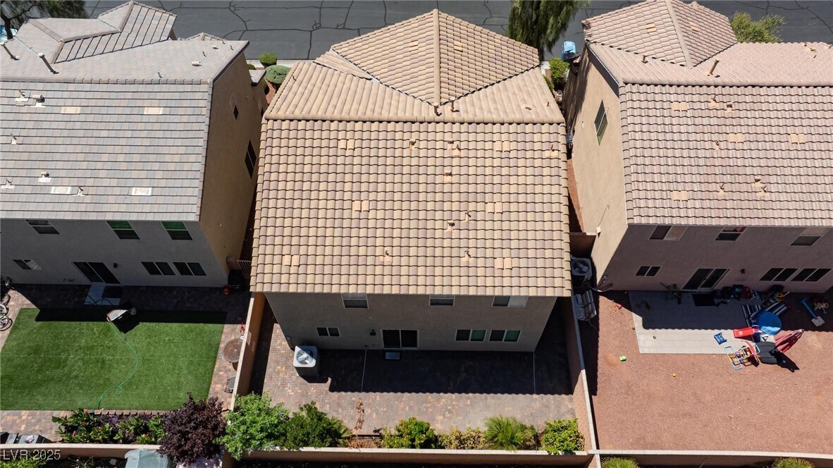 Building Photo - 6736 Prairie Dusk Dr