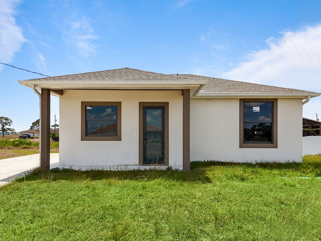 Foto principal - 8014 Mangrove Cir