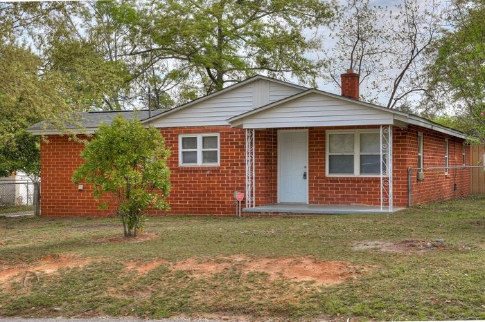 Primary Photo - Brick home for rent.