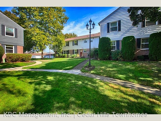 Building Photo - 1 br, 1 bath Apartment - 10221 SW Eastridg...
