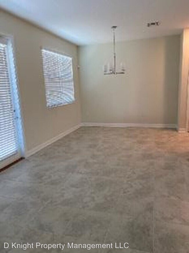 Building Photo - 4 br, 3.5 bath House - 2915 Satire St