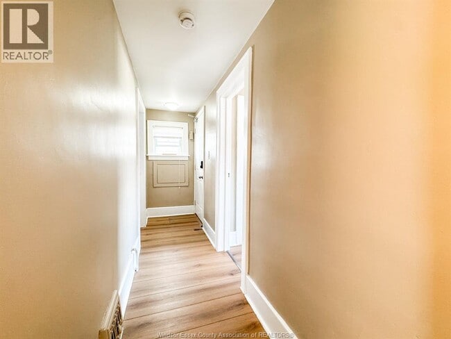 Building Photo - 1351 Marentette Ave