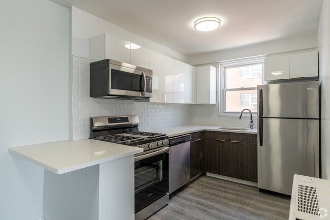 Kitchen - Westminster Towers Apartments