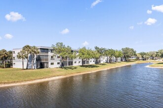 Building Photo - 15355 Lakes of Delray Blvd