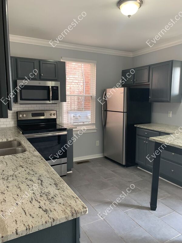 Foto del edificio - 1402 Bainbridge St