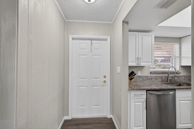 Foto del edificio - 607 SE Forgal St