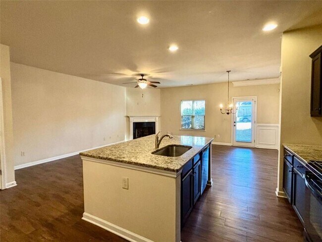 Foto del edificio - 2723 Morgan Glen Rd NE