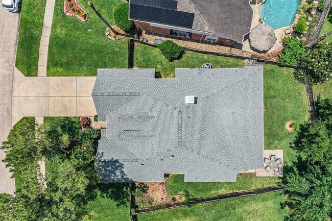 Foto del edificio - 17218 Hamilwood Dr