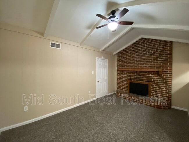 Building Photo - 4029 Haliburton St