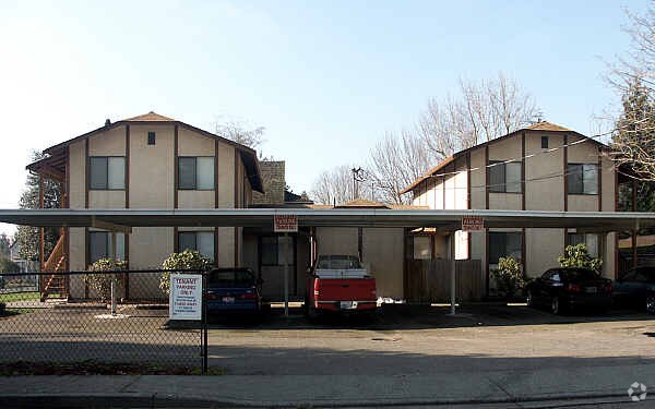 Building Photo - Sounder Apartments