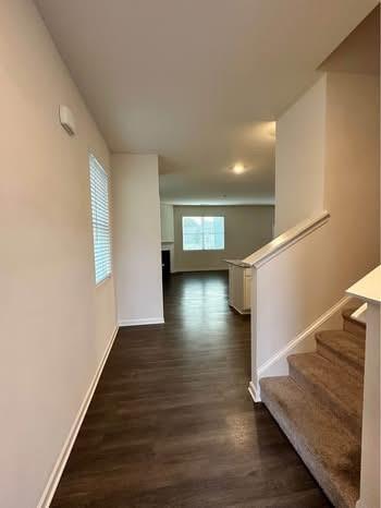 Building Photo - 5374 Aster Pl