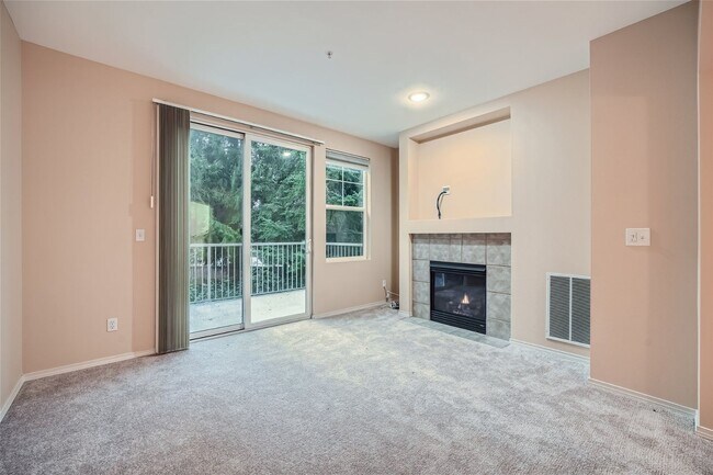 Building Photo - Stunning Three-Story Townhome w/ Attached ...