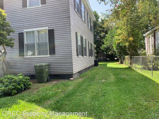 Building Photo - 5 br, 2 bath House - 105 Whitridge Ln