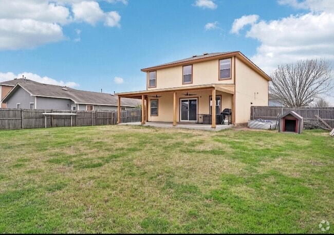 Building Photo - 6813 Savanna Canyon Dr