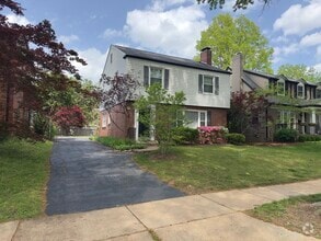 Building Photo - 8115 Westmoreland Ave