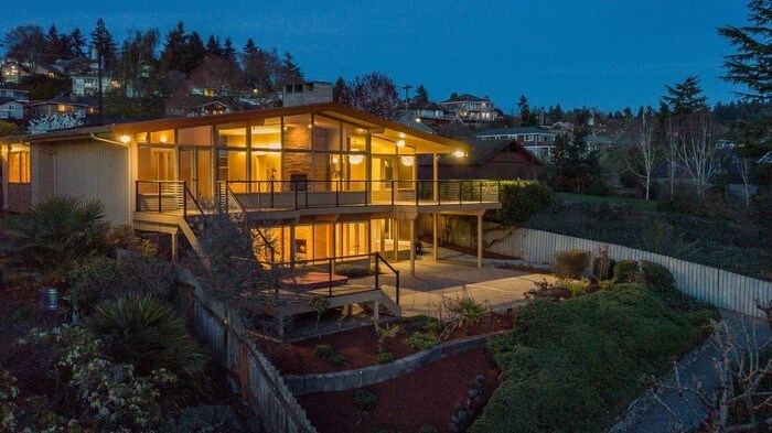 Foto principal - 12139 Shorewood Dr SW