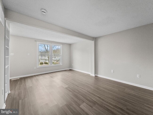 Foto del edificio - 10110 Shelldrake Cir