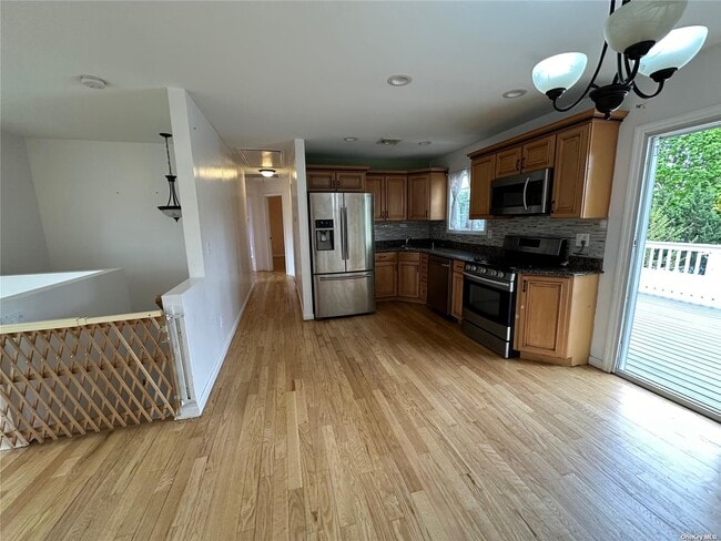 Building Photo - 98 Cortelyou St