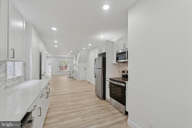 Foto del edificio - 17 N Millick St