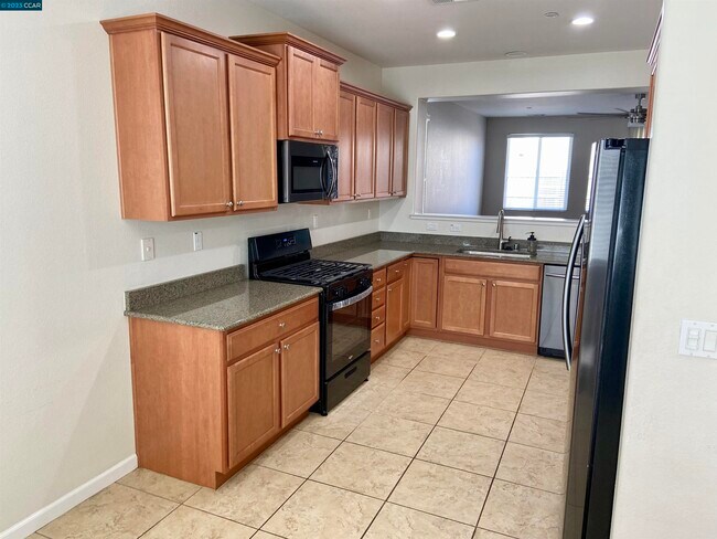 Building Photo - 50 Sugarbush Ct