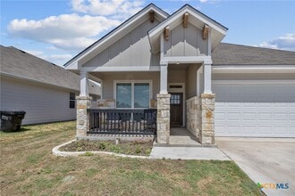 Building Photo - 716 Killam Dr