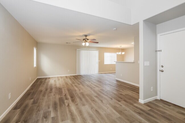 Building Photo - 5014 Sapphire Light St