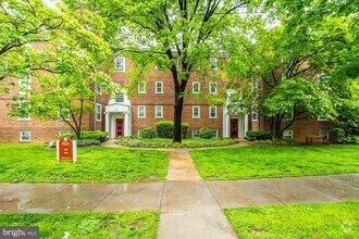 3420 38th St NW
