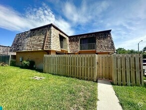 Building Photo - 82 Lake Arbor Dr