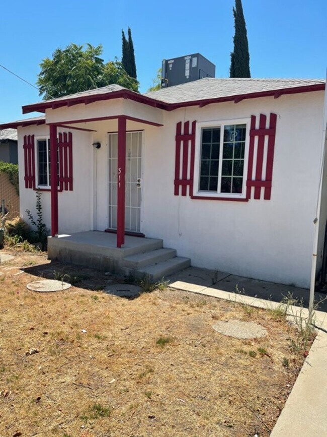 Foto del edificio - Adorable 2 bedroom home