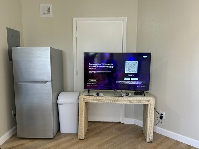 Building Photo - 10059 Perfect Dr