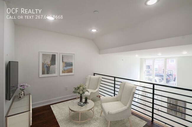Building Photo - 1220 N Taney-A