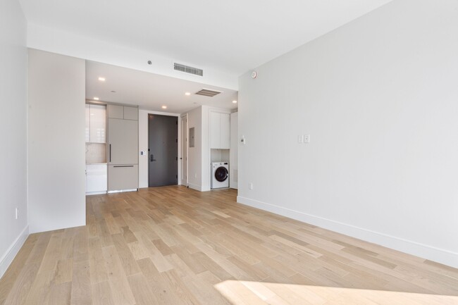 Building Photo - 37-34 33rd St