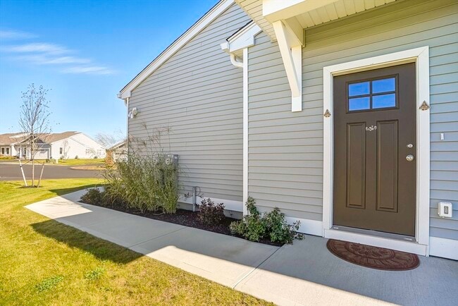 Building Photo - 22 Horizon Dr